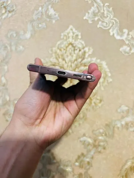 Samsung Note 20 Ultra (2)