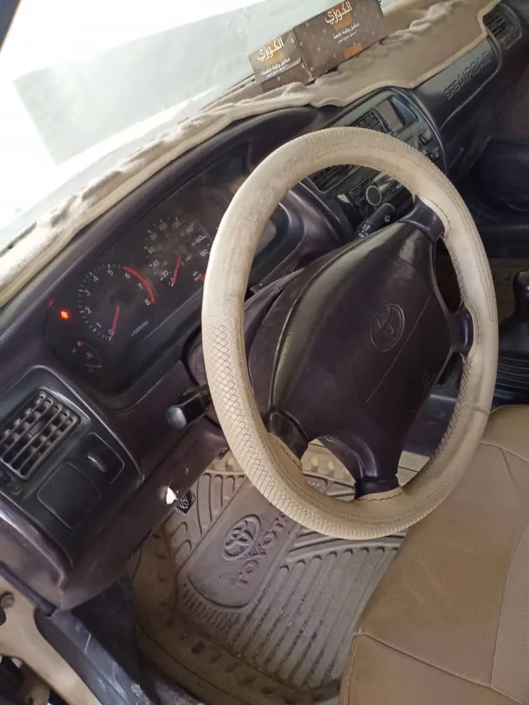 Toyota Corolla (7)