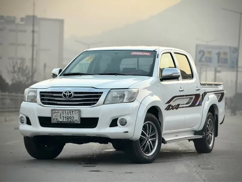 Toyota 2013 (1)