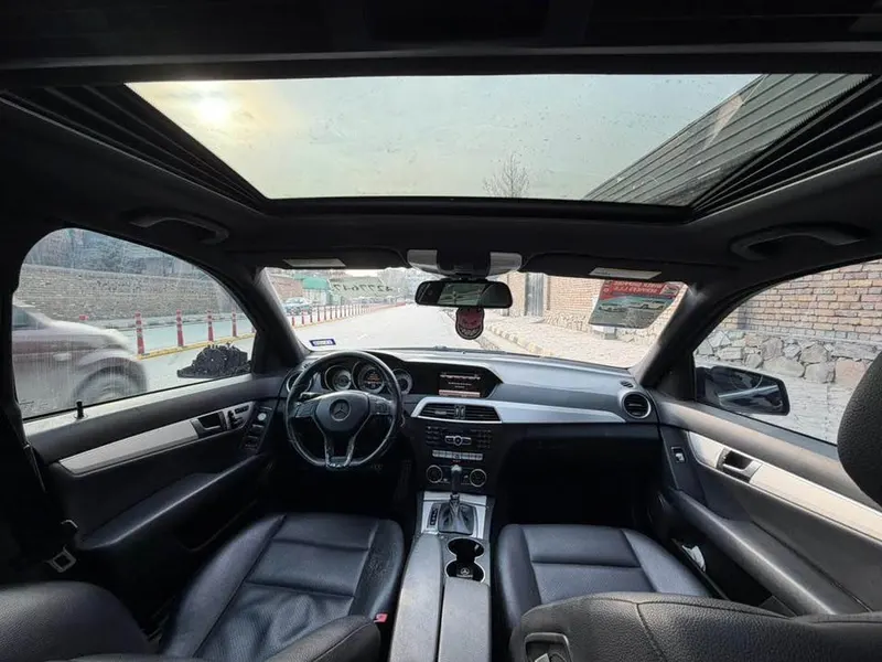 Mercedes-Benz 2013 (4)