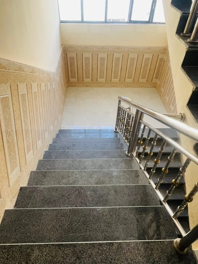 New VIP apartment for rent, 4 rooms, with roof terrace, Khair Khana 3 (2)
