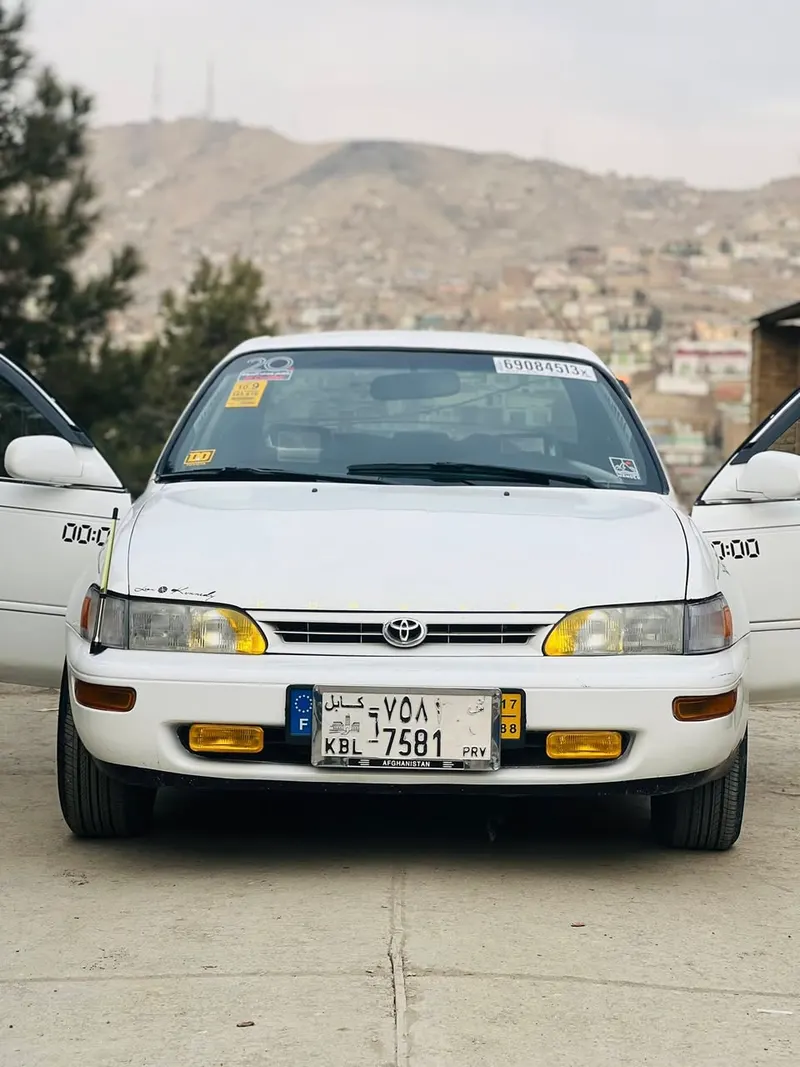 Toyota Corolla 1995 (2)