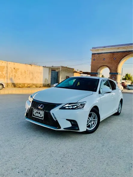 Lexus 2011 (1)