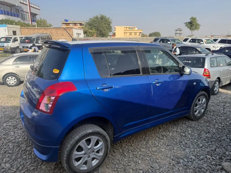 Suzuki Swift RS 2010 (4)