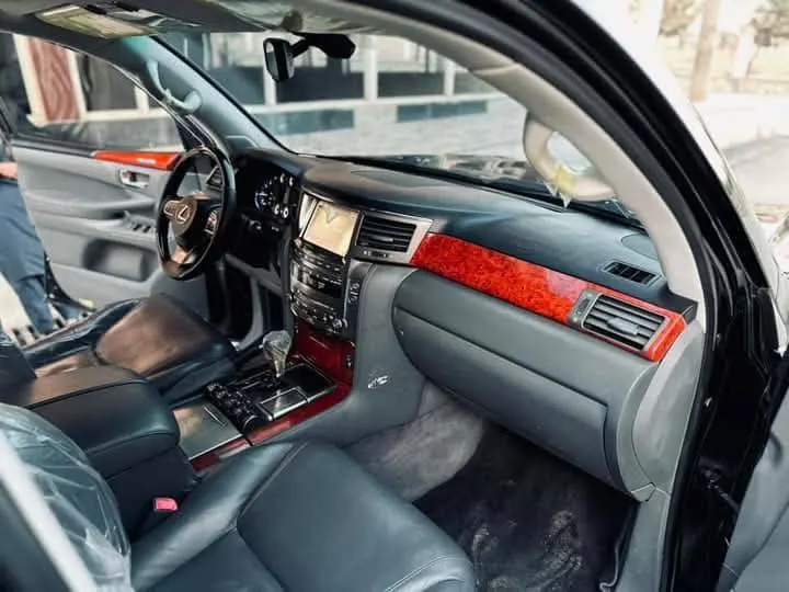 Lexus 2009 (4)