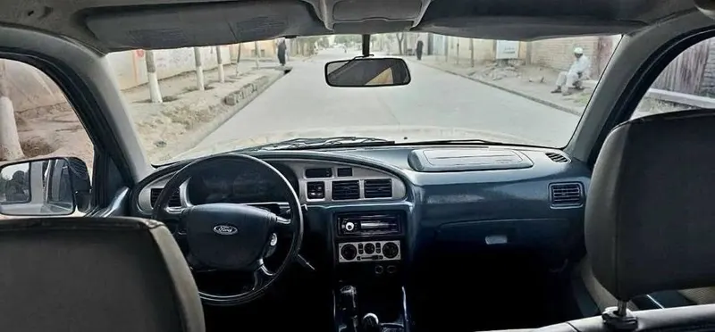 Ford Everest 2003 (4)