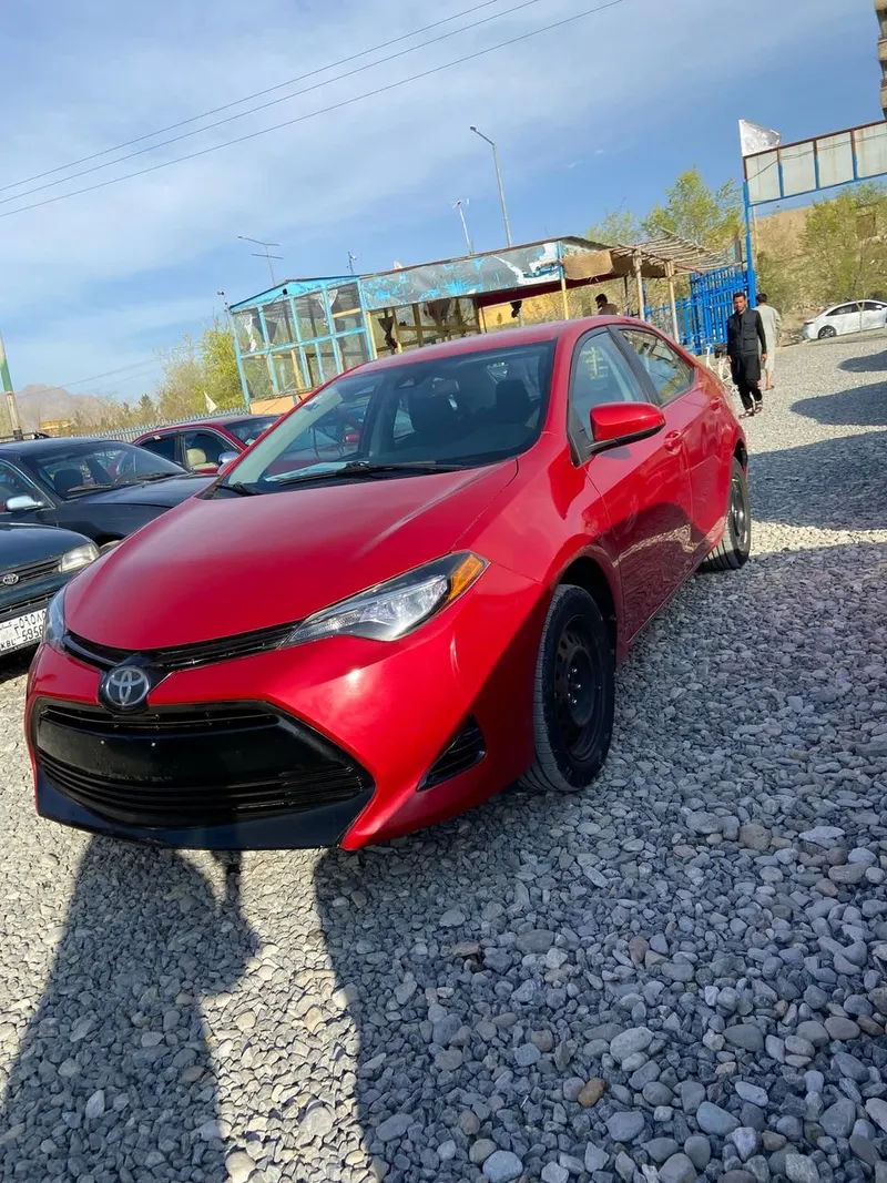 Toyota Corolla 2017 (1)