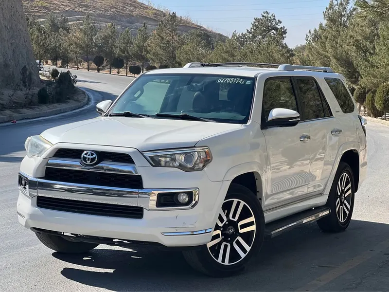 Toyota 4 Runner 2014 (2)