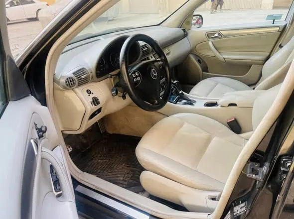Mercedes-Benz 2006 (4)
