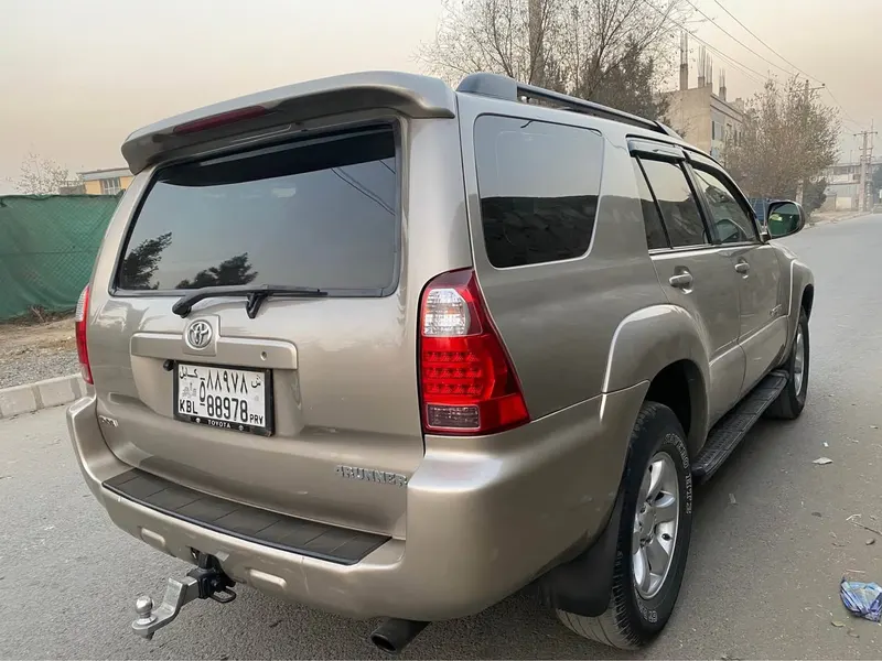 Toyota 4 Runner 2004 (3)