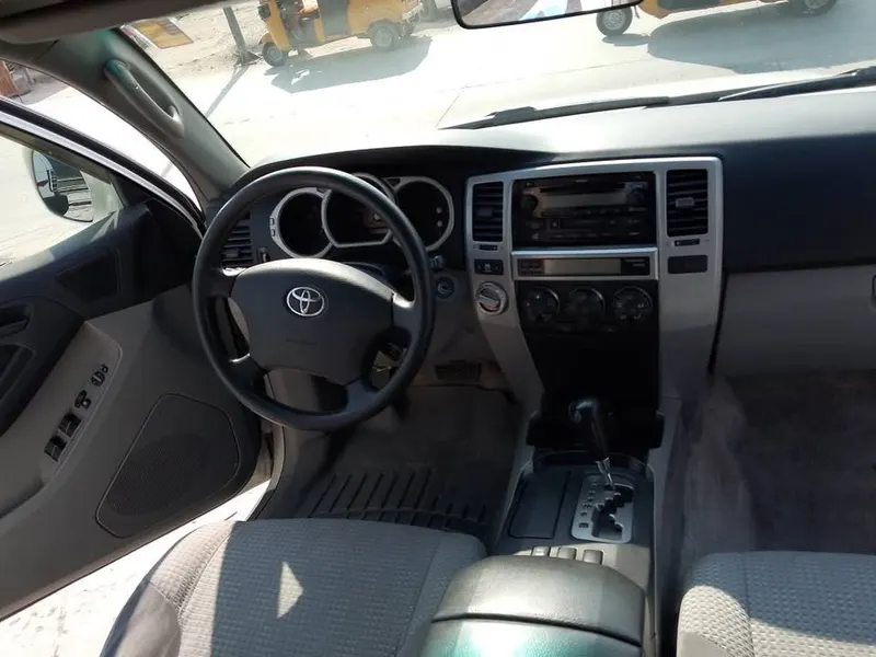 Toyota 2005 (4)