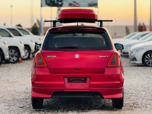 Suzuki Swift 2010 (3)