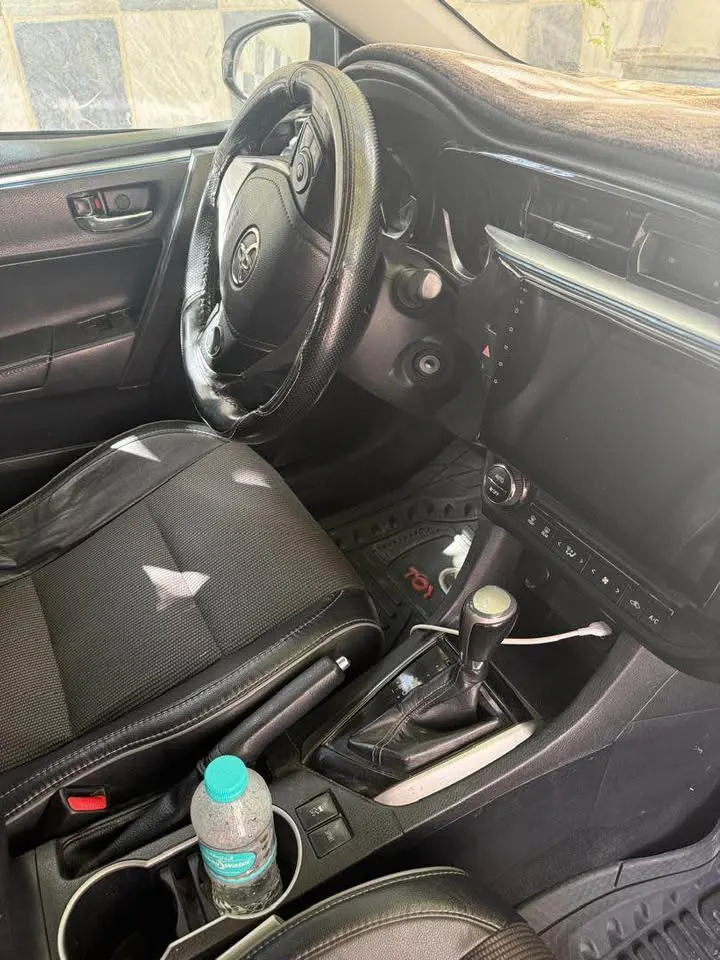 Toyota Corolla 2010 (4)