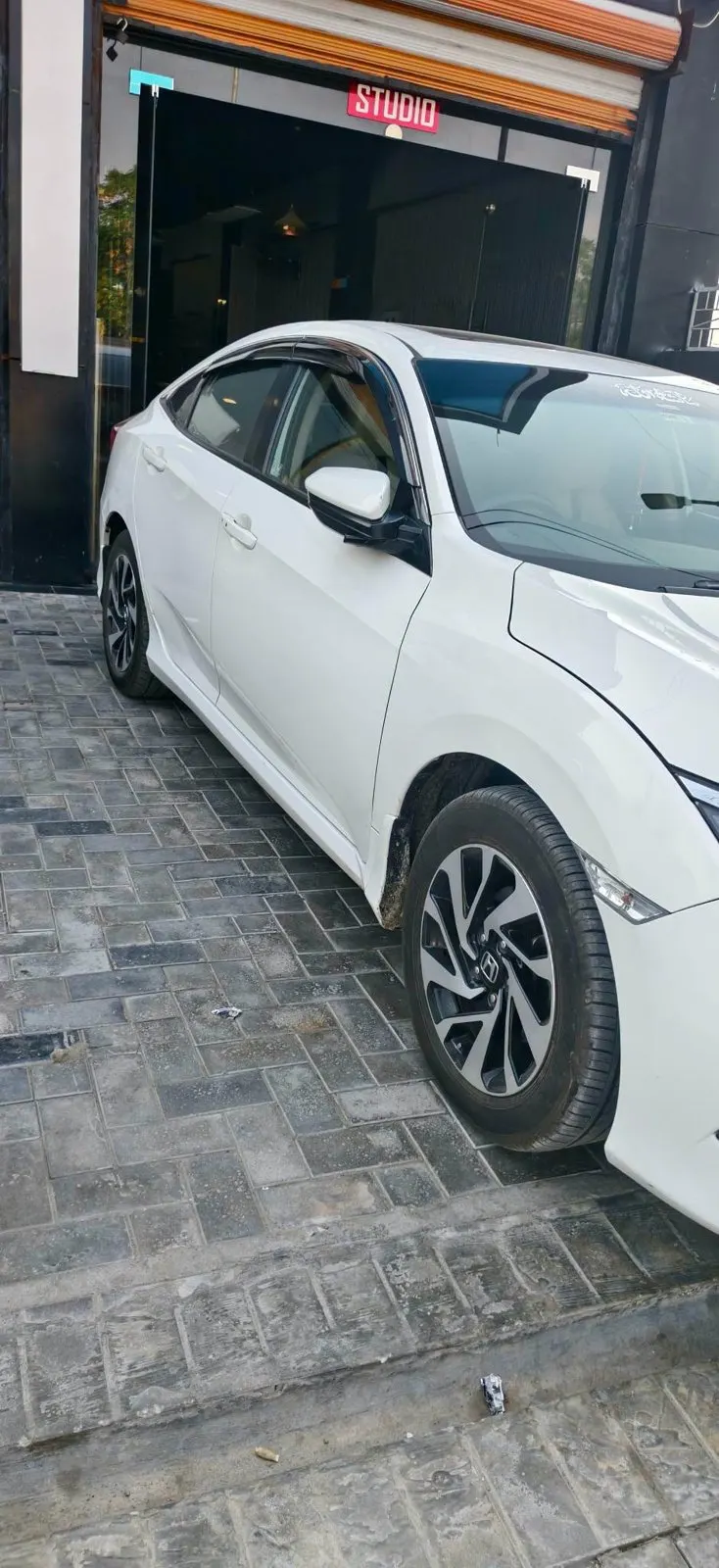 Honda Civic 2017 (3)