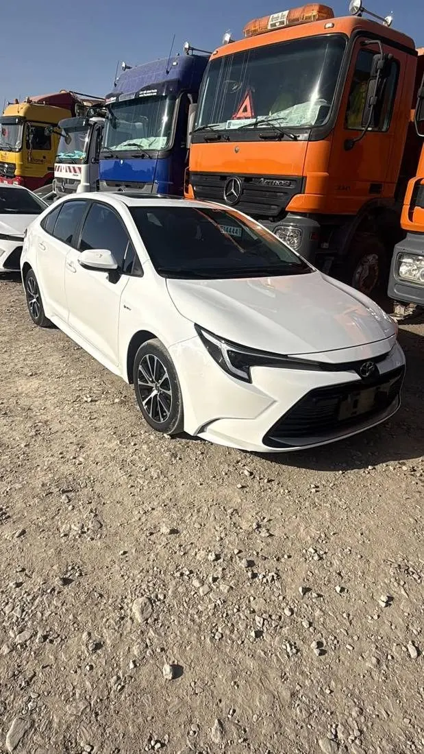 Toyota Levin Hybrid 2023 (1)