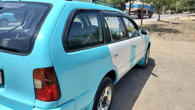 Toyota Corolla 1996 (5)