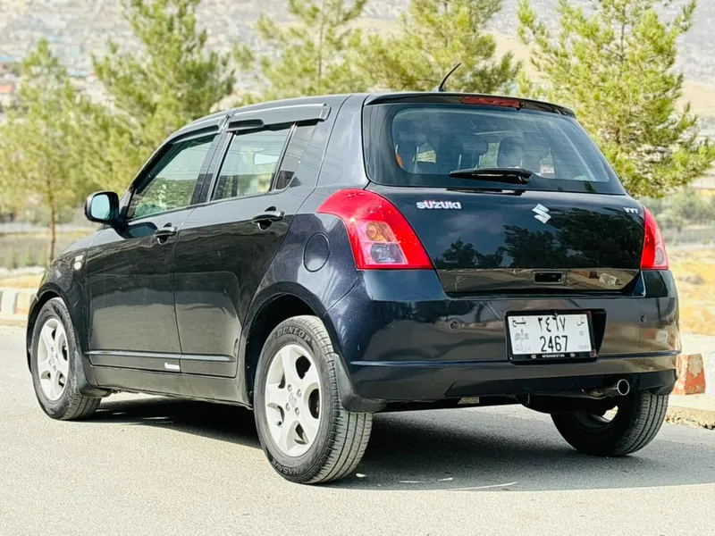 Suzuki Swift 2008 (5)