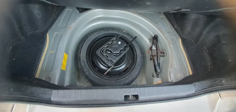 Toyota Corolla 2006 (5)