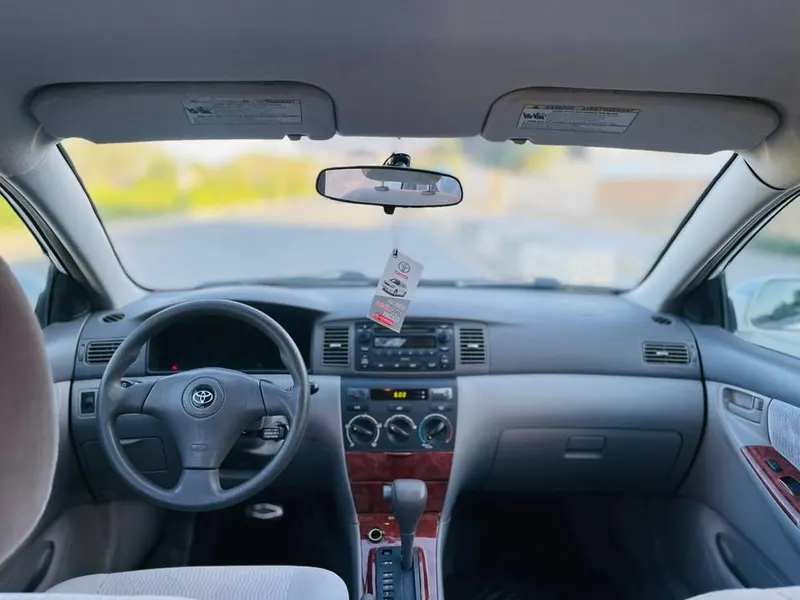 Toyota Corolla 2005 (4)
