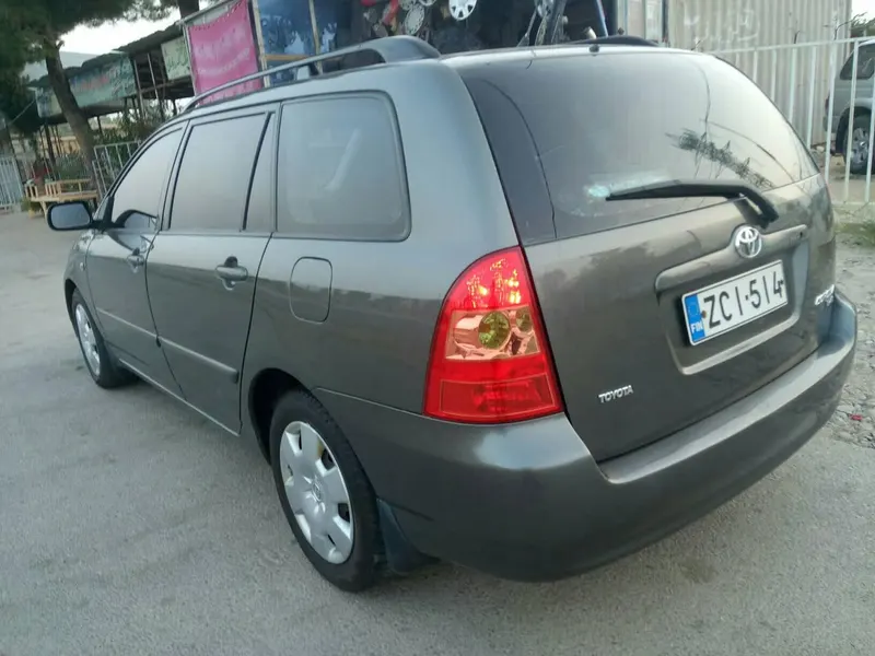 Toyota Fielder 2005 (3)