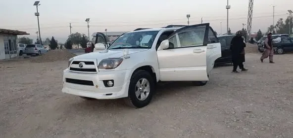Toyota 4Runner 2004 (2)
