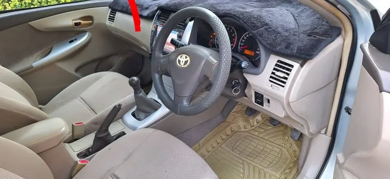 Toyota Corolla 2010 (4)