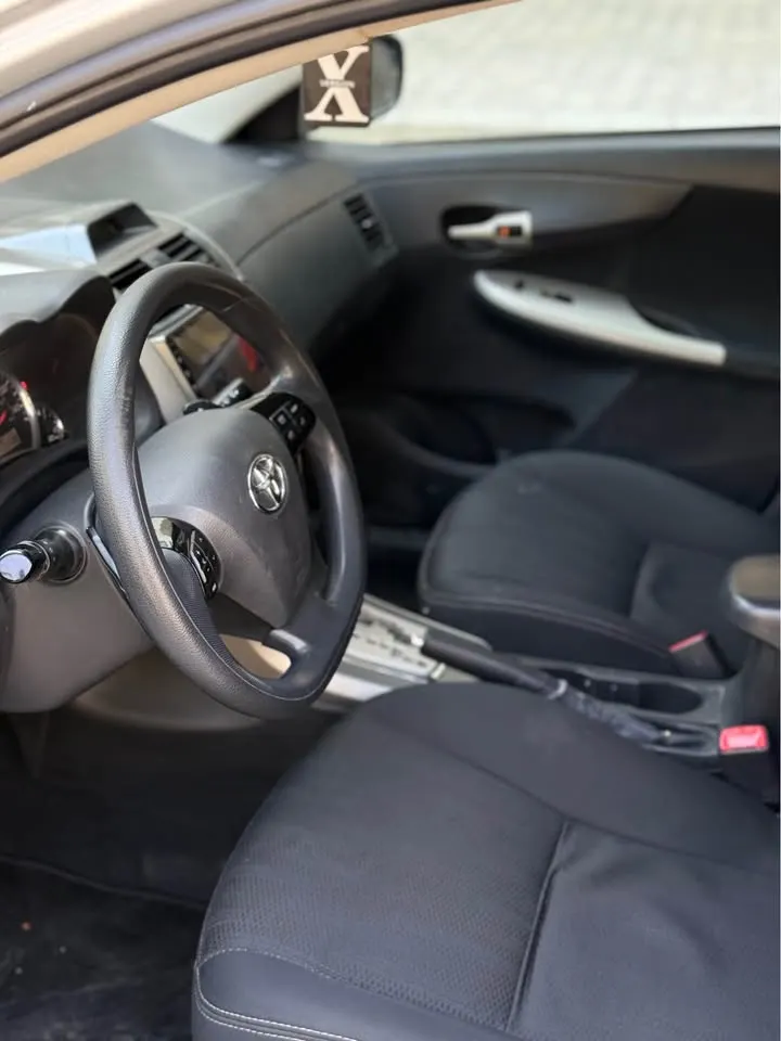 Toyota Corolla 2013 (4)