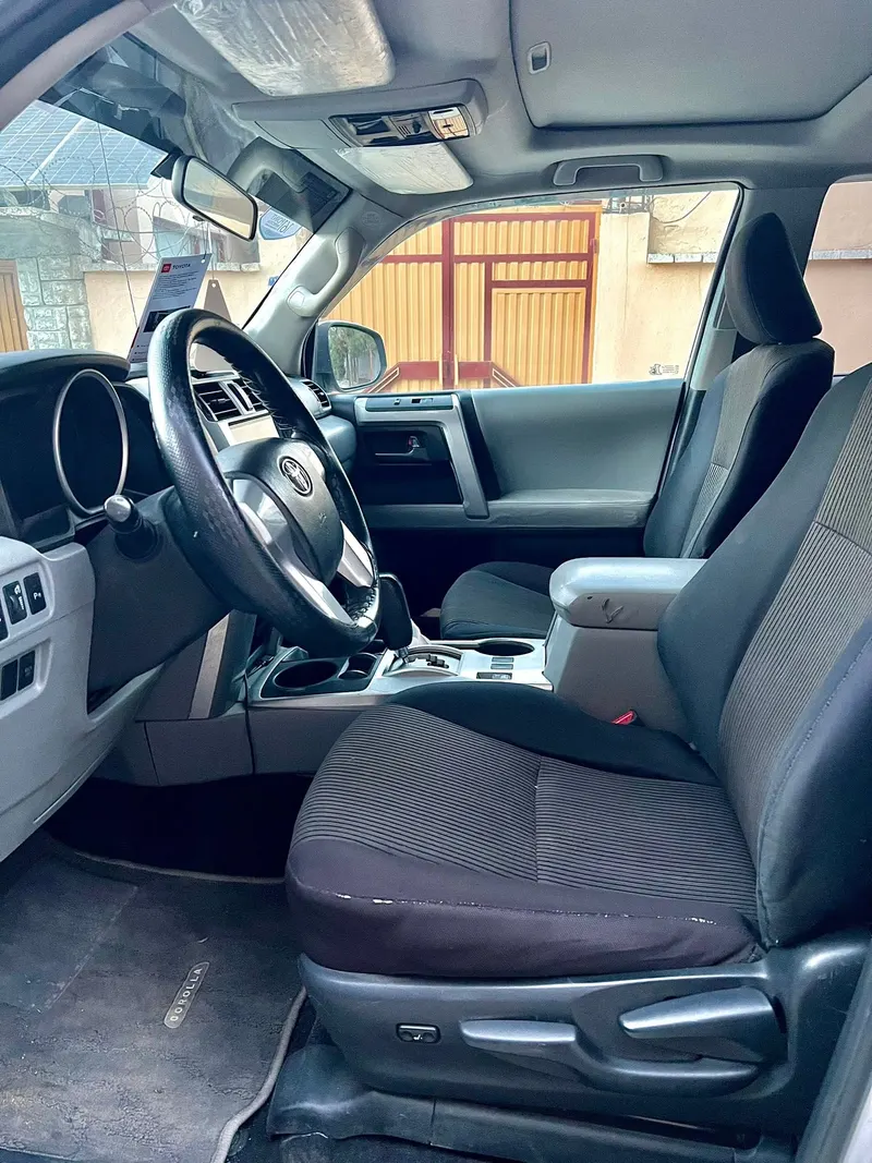 Toyota 4Runner (5)