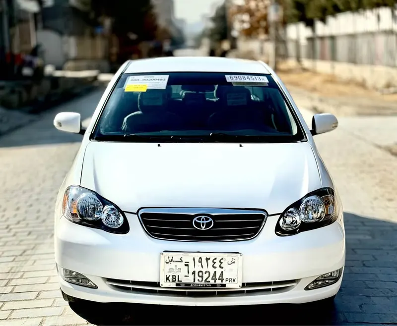 Toyota Corolla 2006 (1)