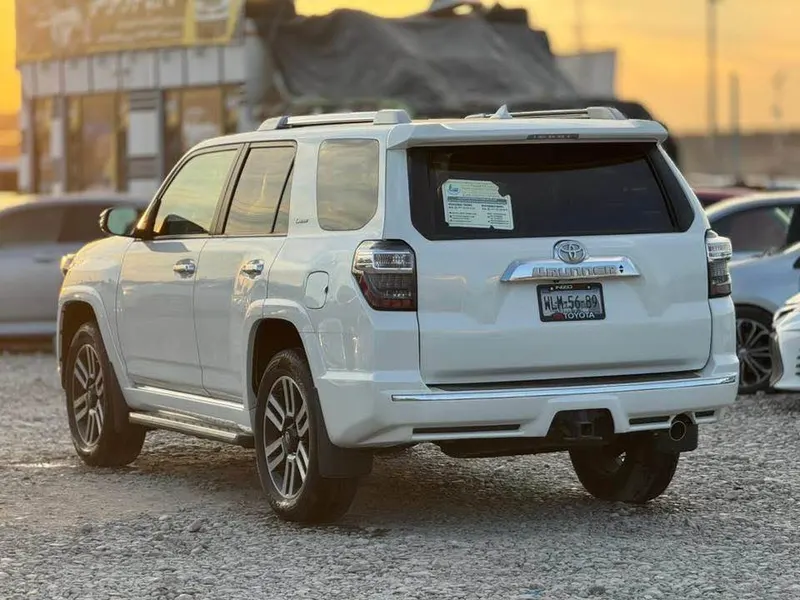 Toyota 4Runner Limited 2010 (3)