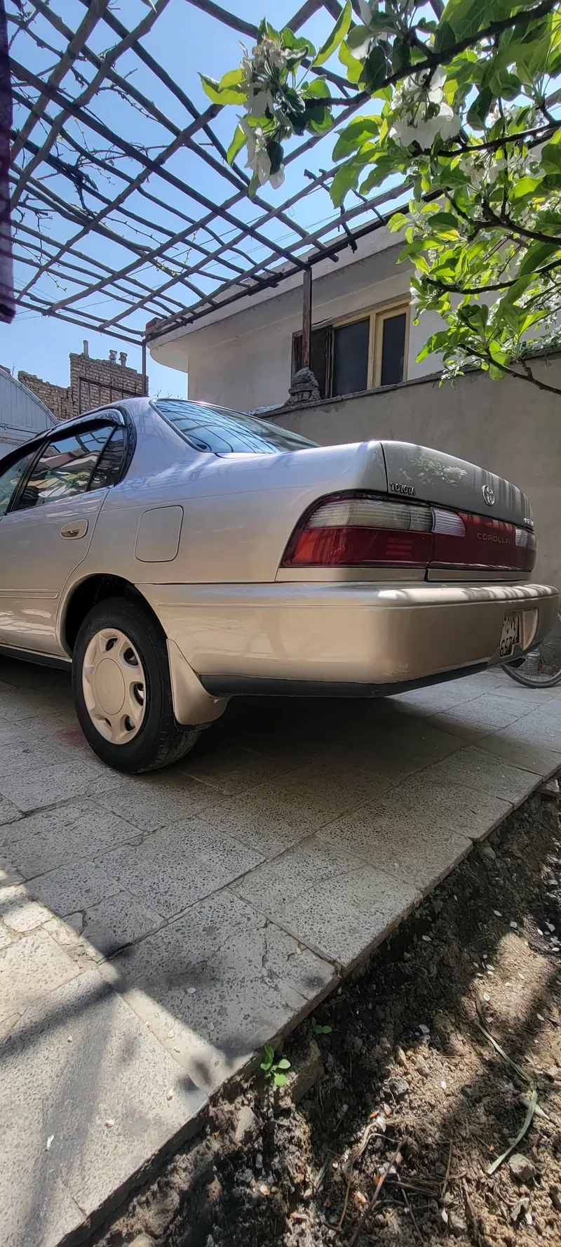 Toyota Corolla 1996 (1)
