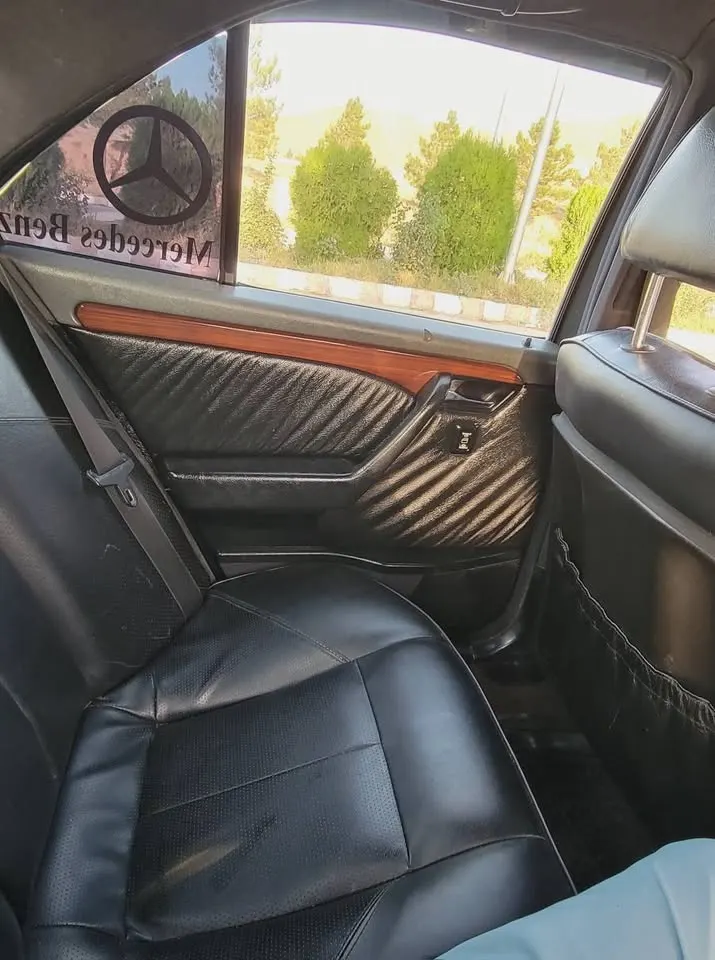 Mercedes-Benz 1994 (4)