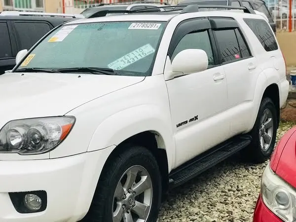 Toyota 4Runner Limited 2008 (2)