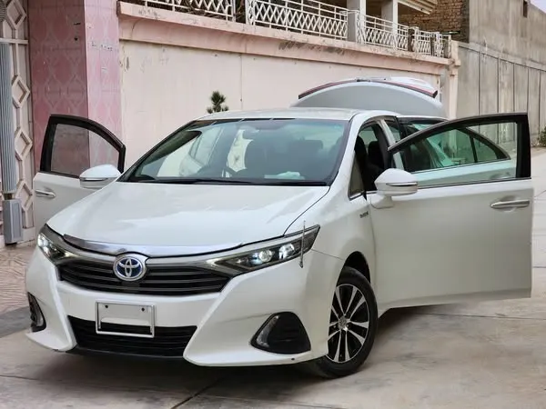 Toyota Sai Hybrid 2014 (2)