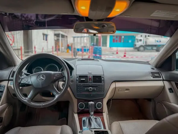Mercedes-Benz 2009 (4)