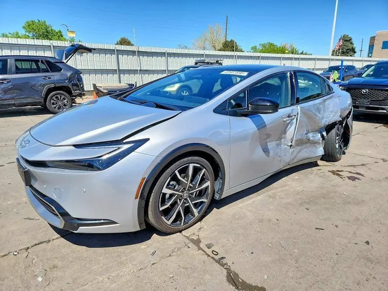 Toyota Prius Prime XSE 2025 (4)