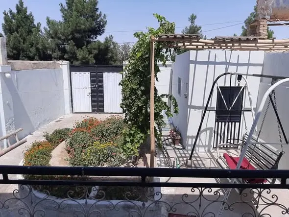 House for sale, 2 rooms, 200 m², on the main road (2)