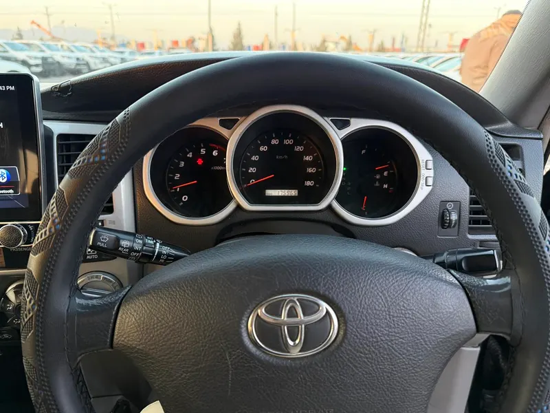 تویوتا 4Runner 2005 (4)