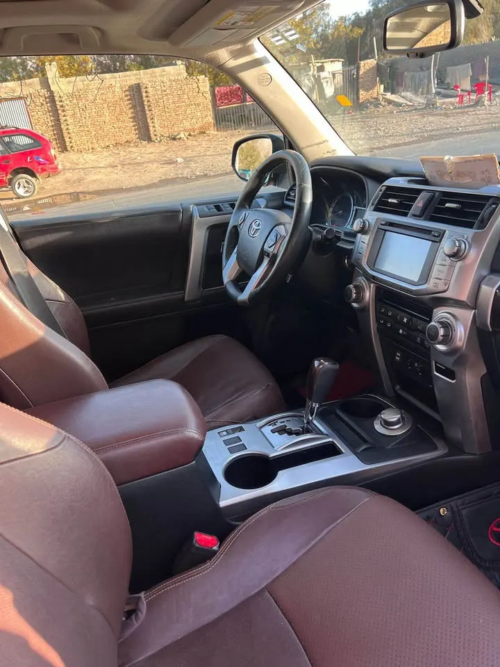 Toyota 4 Runner 2017 (3)