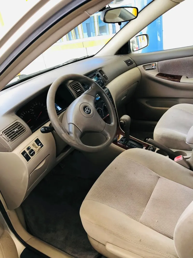 Toyota Corolla 2006 (4)