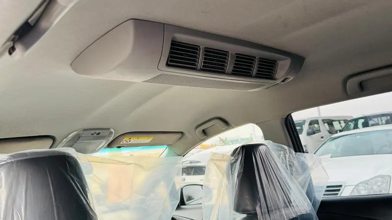Toyota Wish (4)