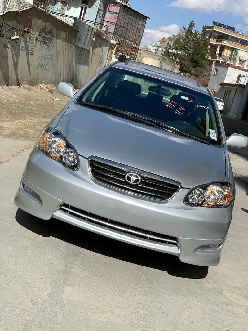Toyota corolla 2005 (1)
