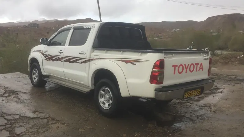 Toyota Hilux (3)