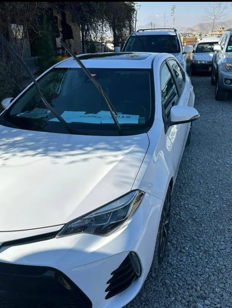 Toyota corolla 2018 (3)