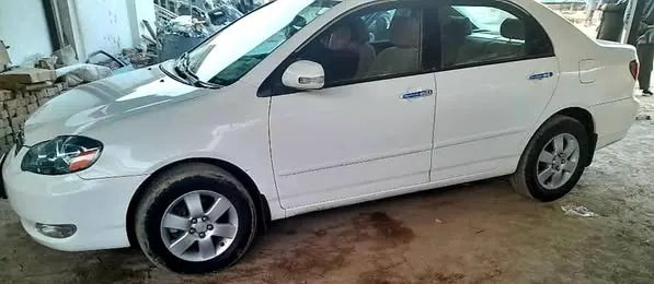 Toyota Corolla 2005 (1)