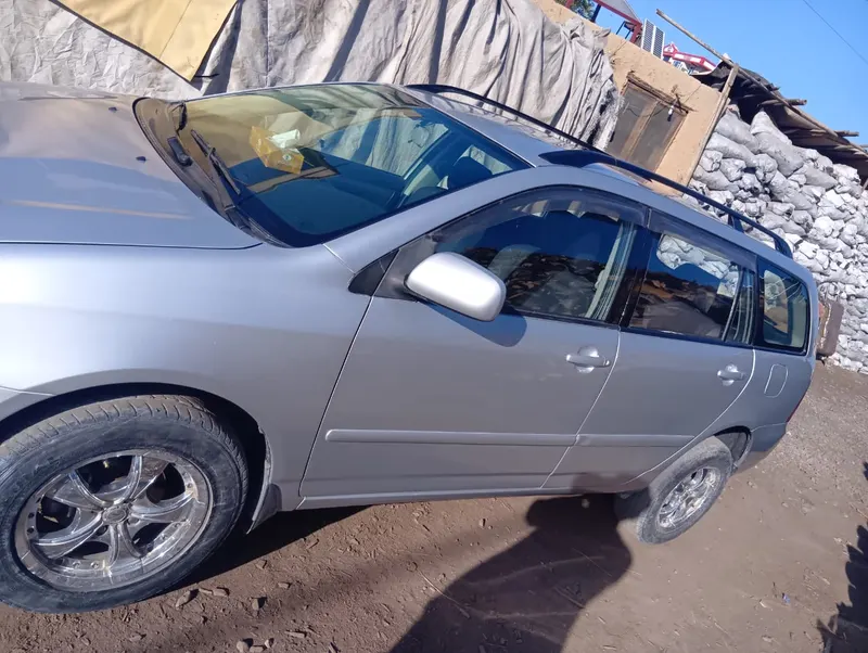 Toyota Fielder 2005 (4)