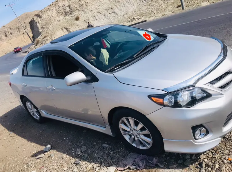 Toyota Corolla 2010 (5)