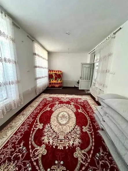 د پلورنې درې نیم پوړیز کور، 5 خونې، 220 m²، پل حسن خان، کابل (4)