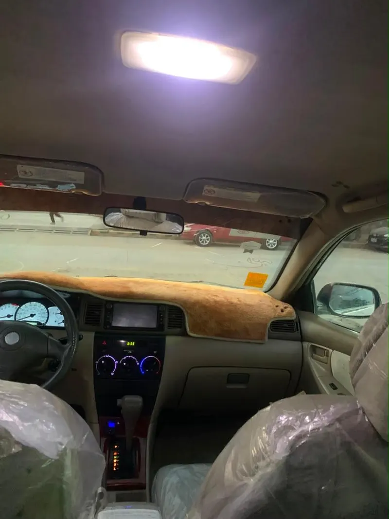 Toyota Corolla (1)