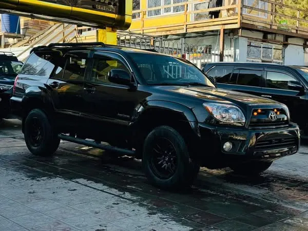 Toyota 4Runner 2005 (2)